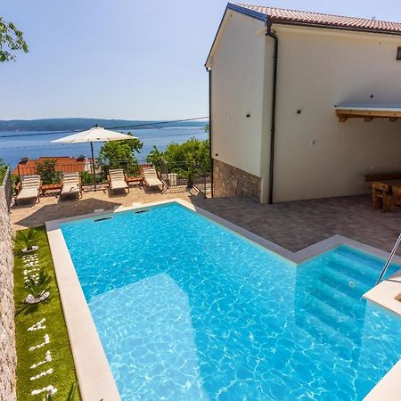 Villa Antani With Heated Pool, Sauna & Jacuzzi Цриквениця Екстер'єр фото