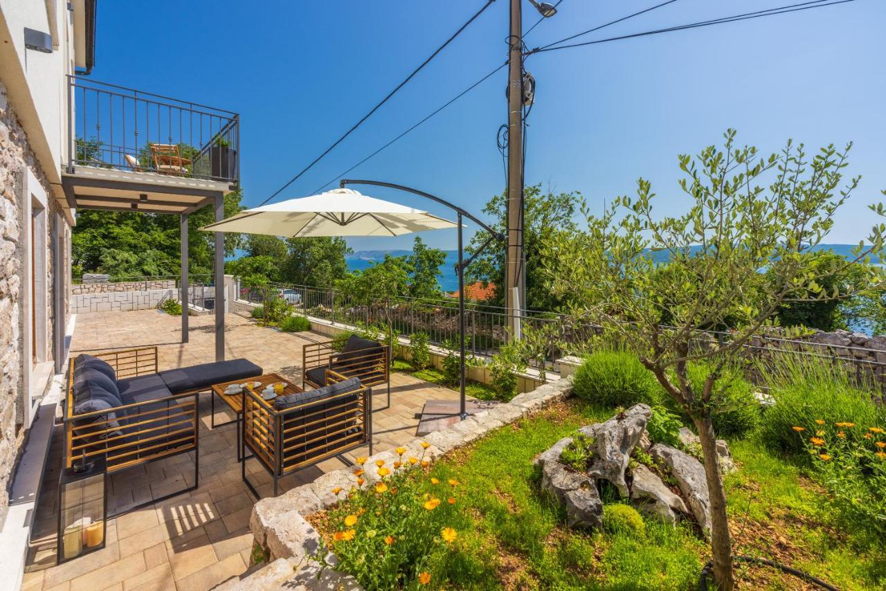 Villa Antani With Heated Pool, Sauna & Jacuzzi Цриквениця Екстер'єр фото